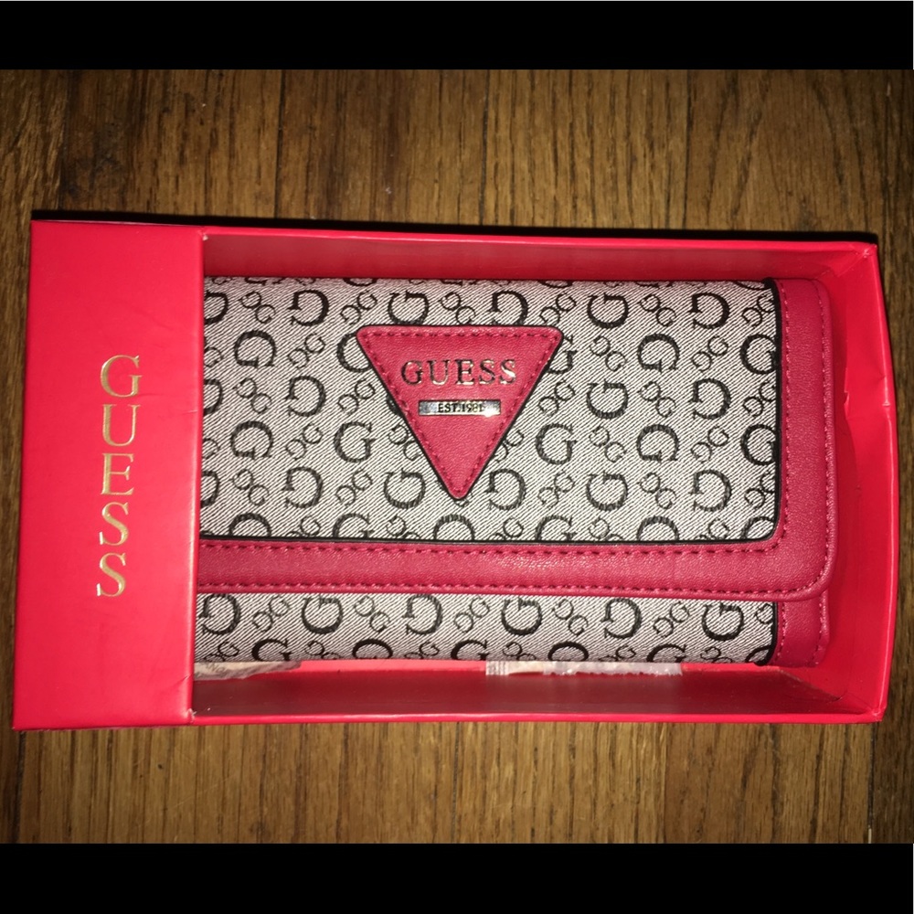 Guess Wallet